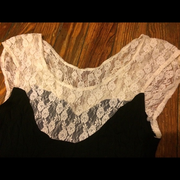 Topshop Lacy Little Black Dress - Picture 6 of 7